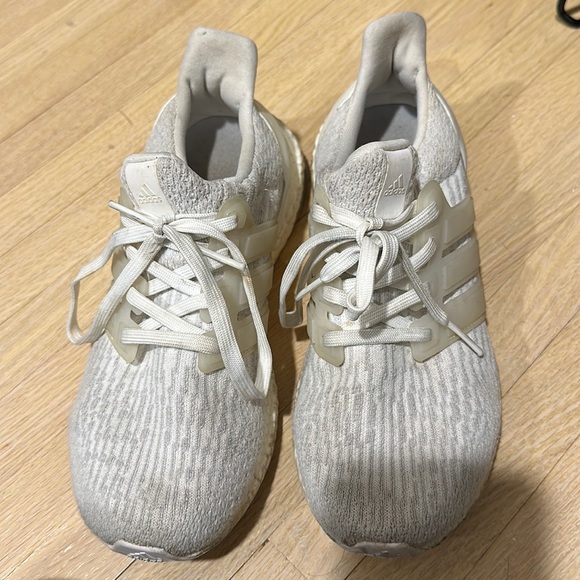 adidas Shoes - Adidas ultra boost